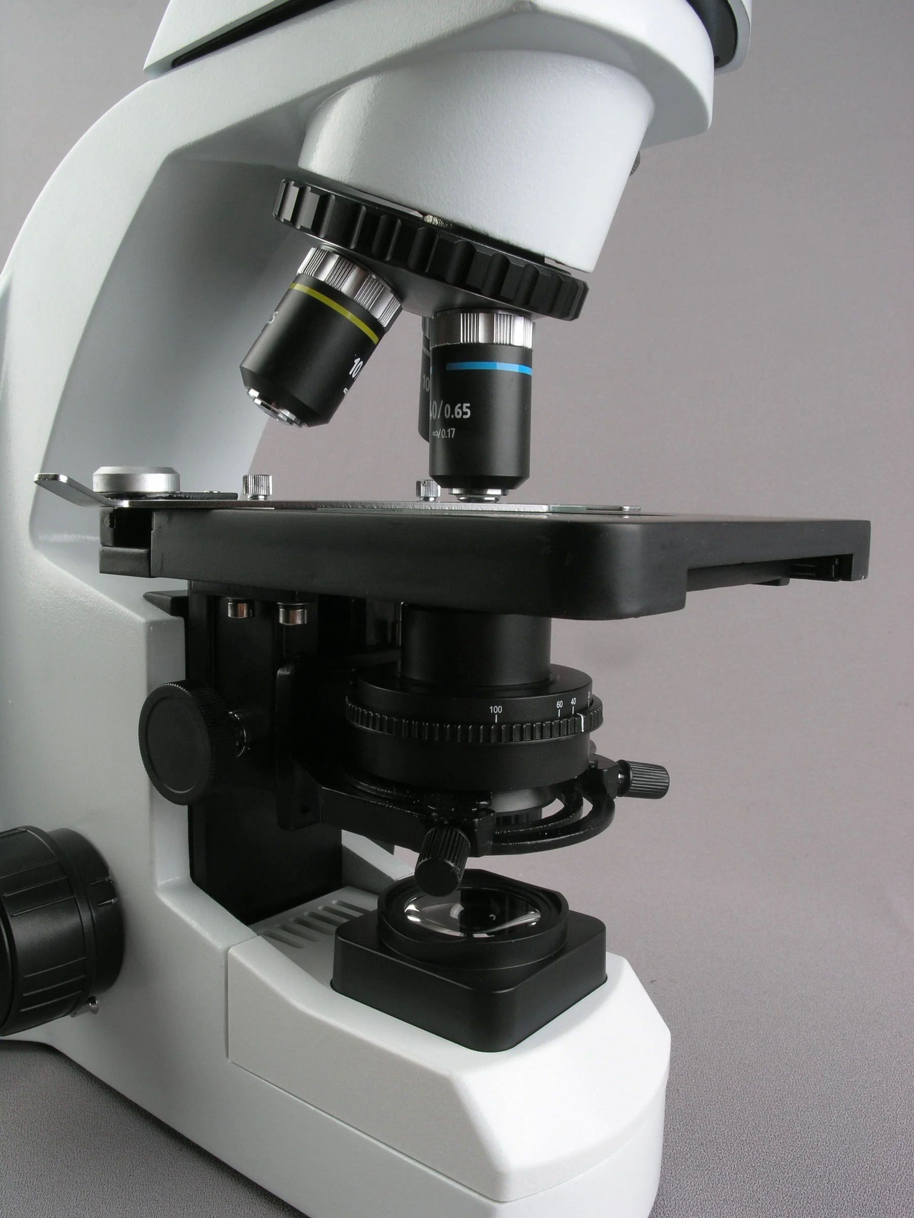 AmScope Infinity-Corrected Tri - Microscope Compound 40X reseña y precio